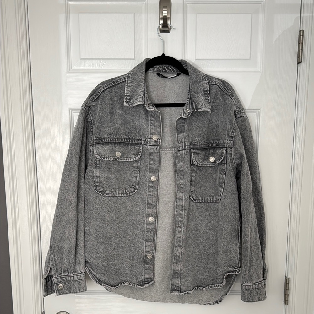 Women’s Gray Denim Jacket